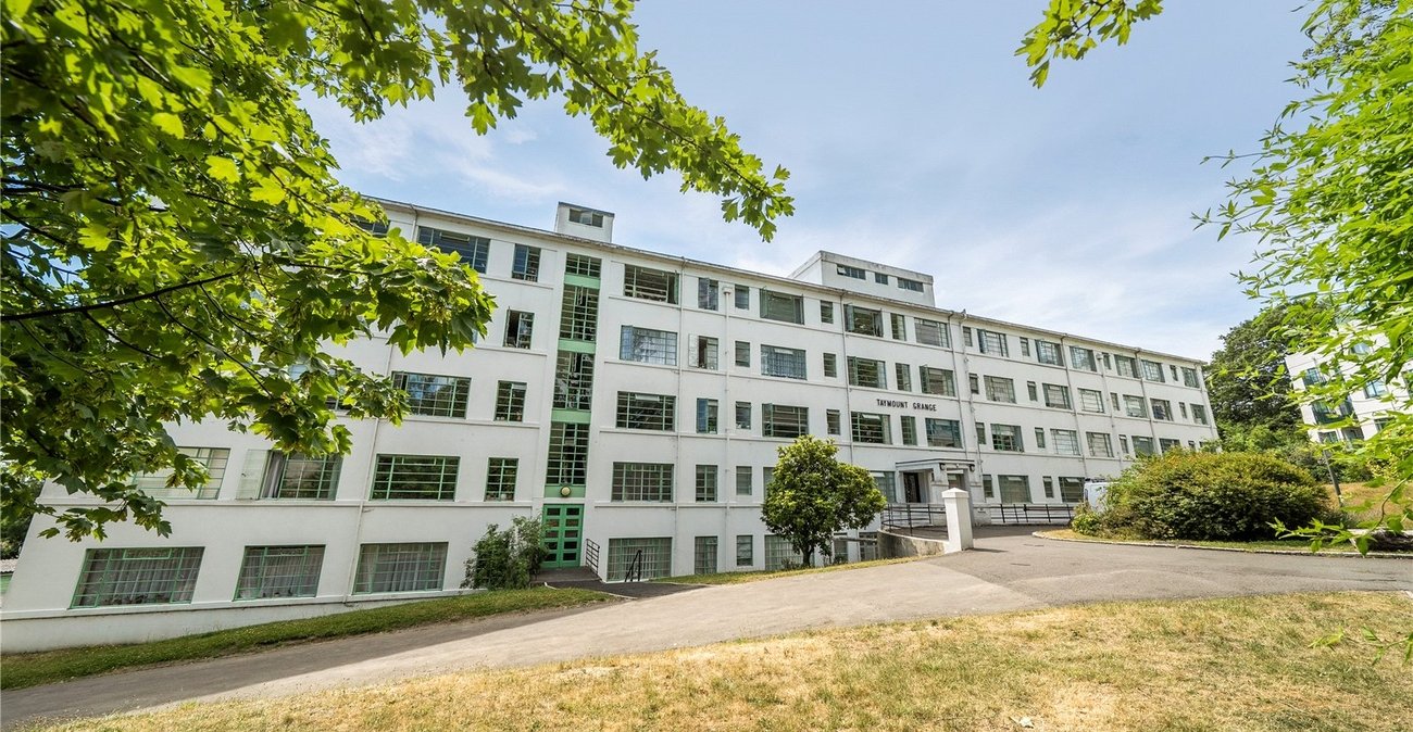 2 bedroom property for sale in Forest Hill | Robinson Jackson