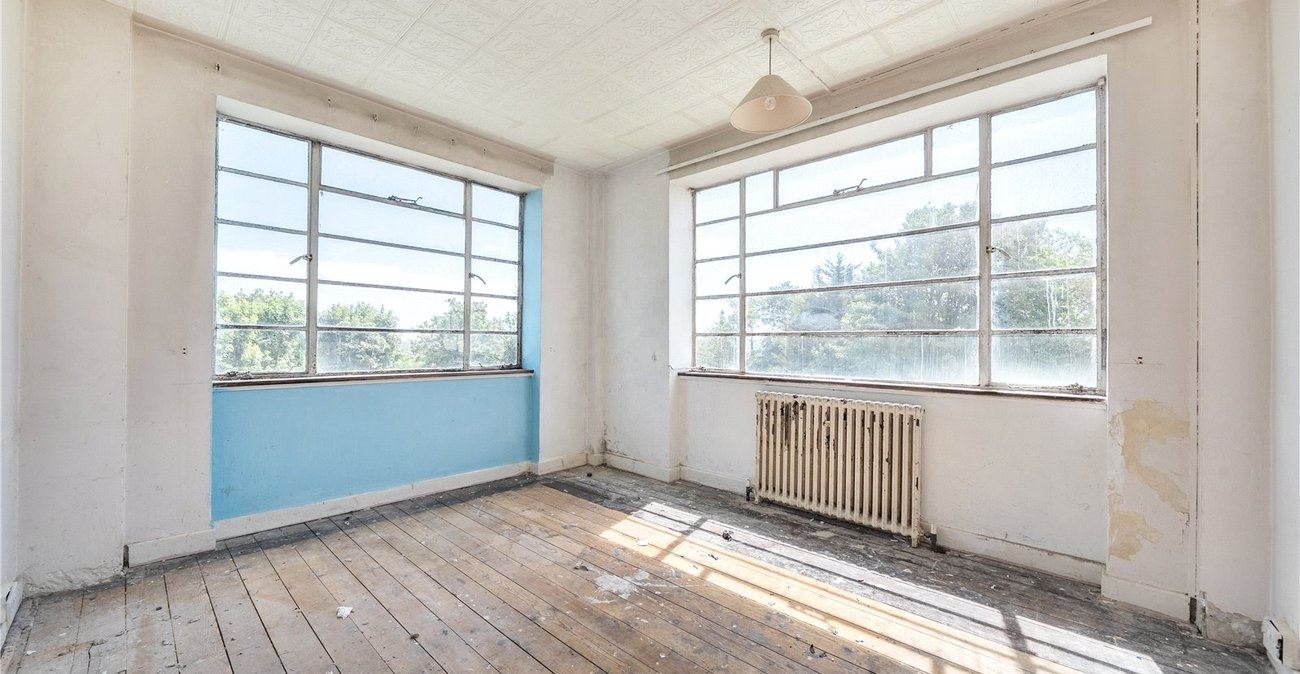 2 bedroom property for sale in Forest Hill | Robinson Jackson
