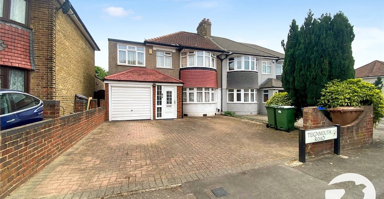 4 bedroom house for sale in Welling | Robinson Jackson