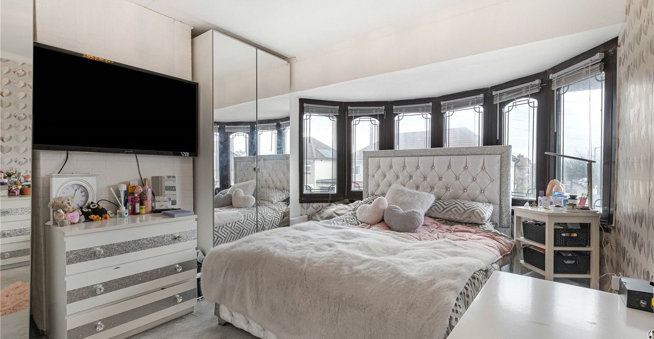 5 bedroom house for sale in Welling | Robinson Jackson