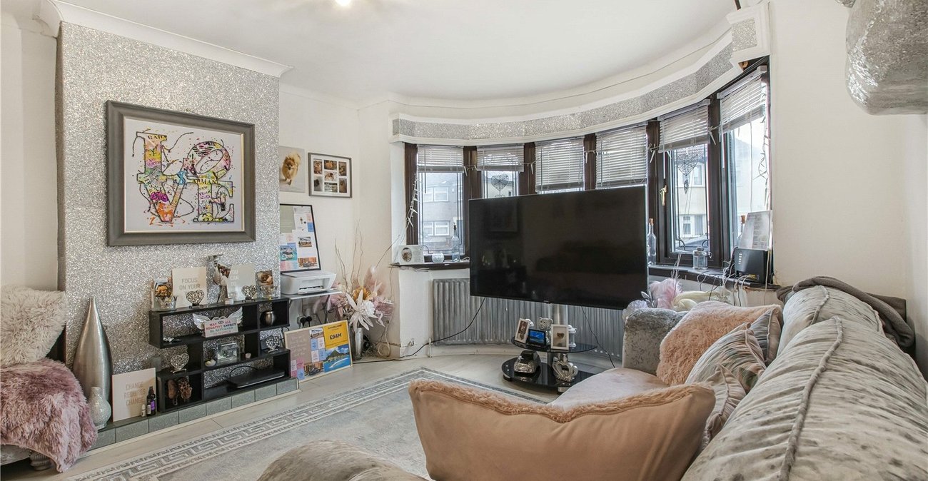 5 bedroom house for sale in Welling | Robinson Jackson