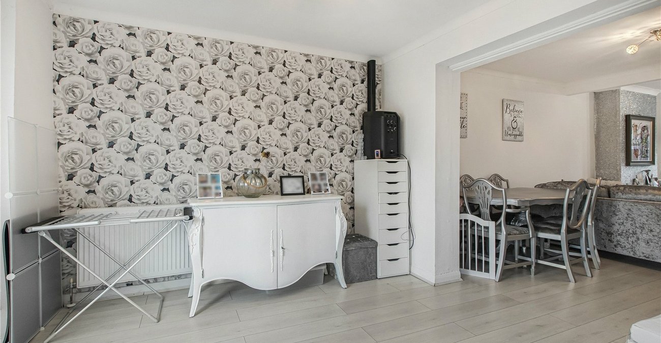 5 bedroom house for sale in Welling | Robinson Jackson