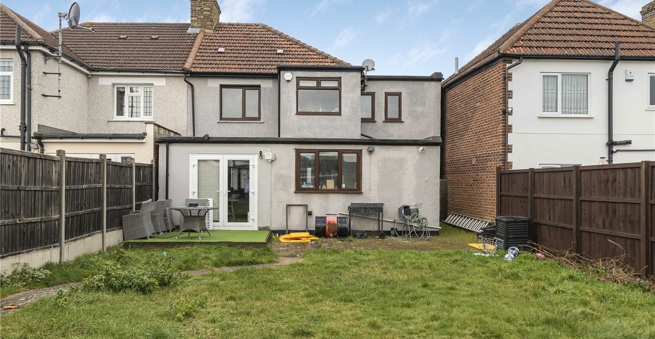 5 bedroom house for sale in Welling | Robinson Jackson