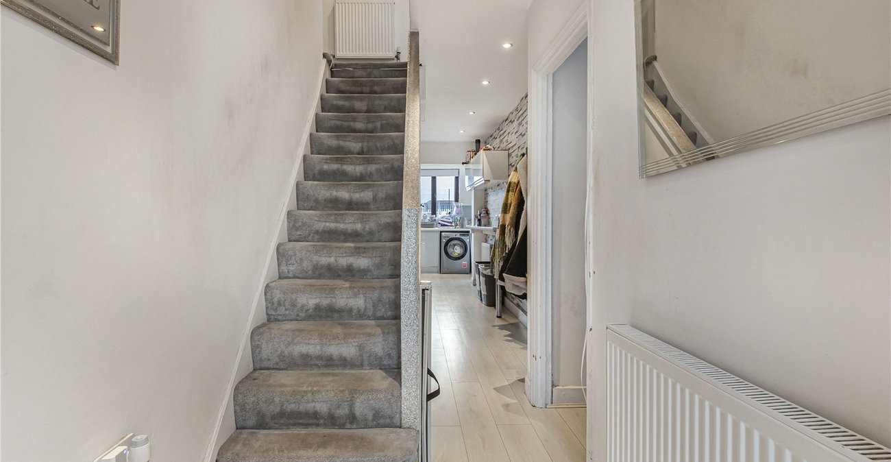 5 bedroom house for sale in Welling | Robinson Jackson