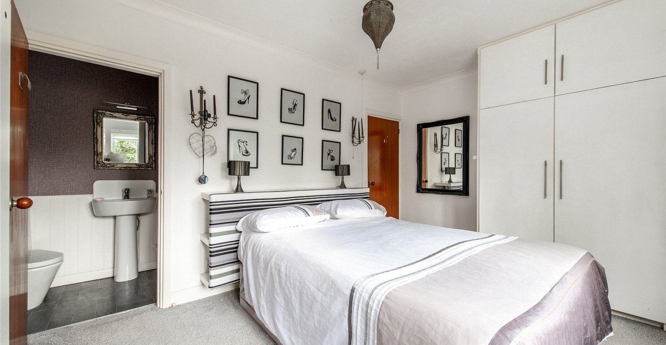 4 bedroom house for sale in Higham | Robinson Michael & Jackson