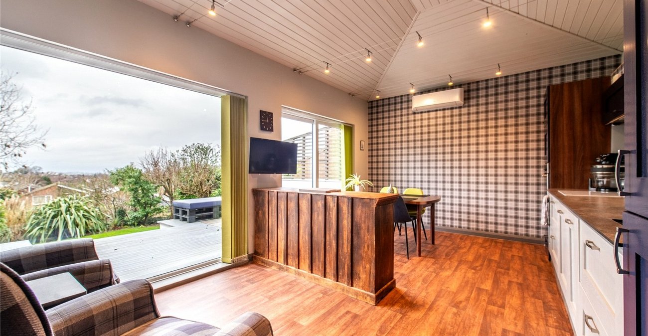 4 bedroom house for sale in Higham | Robinson Michael & Jackson