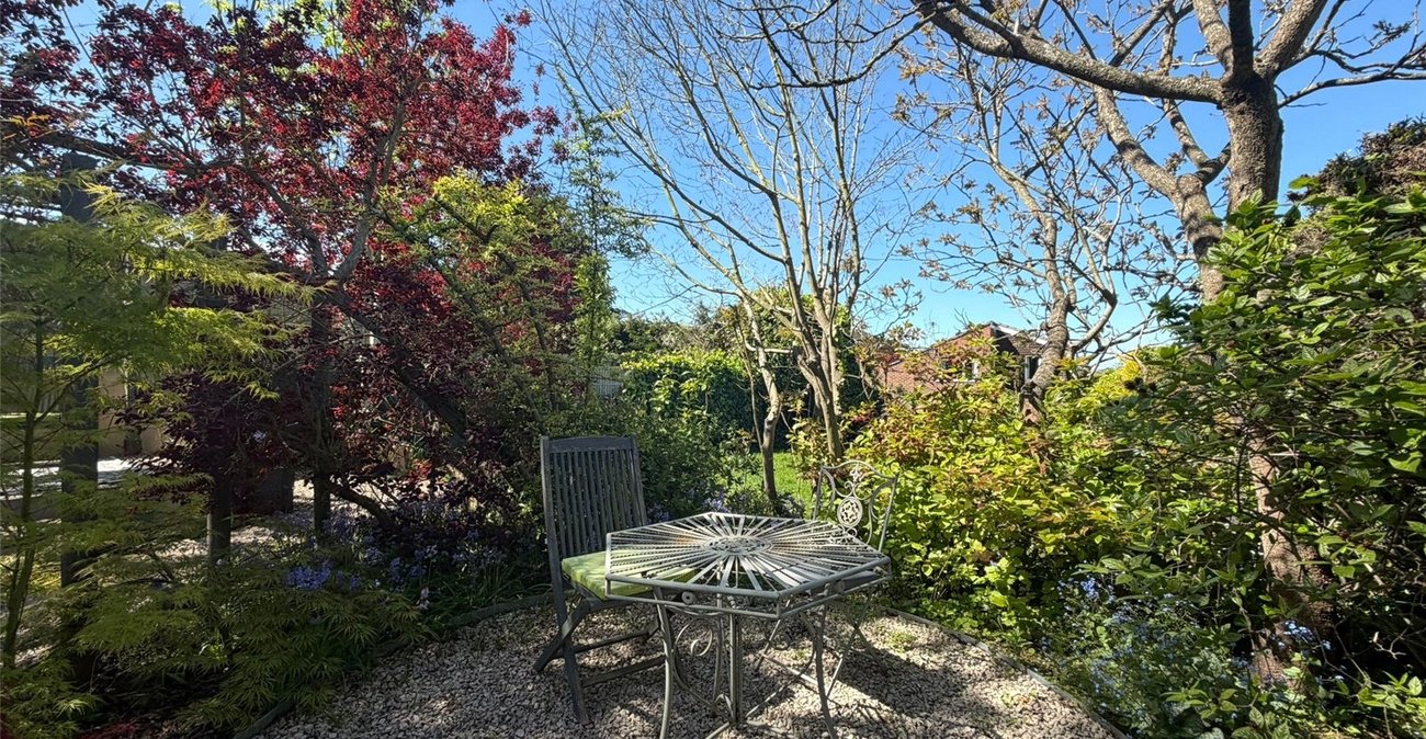 4 bedroom house for sale in Higham | Robinson Michael & Jackson