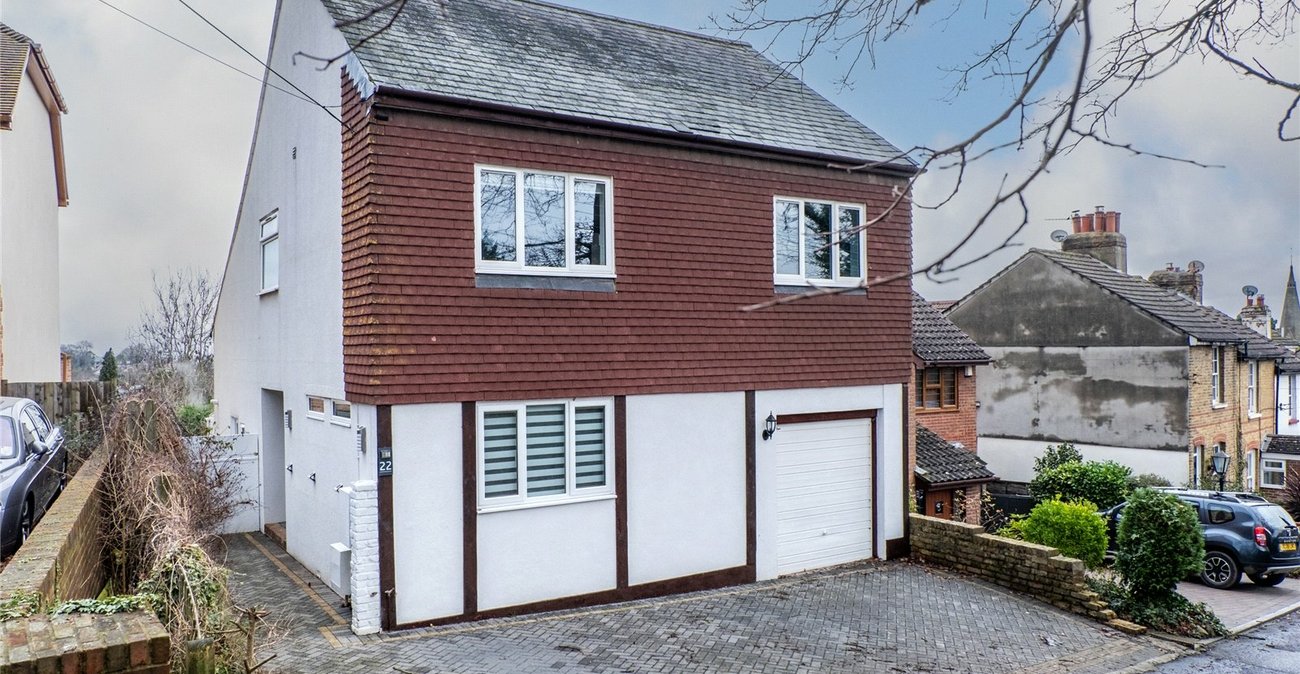 4 bedroom house for sale in Higham | Robinson Michael & Jackson