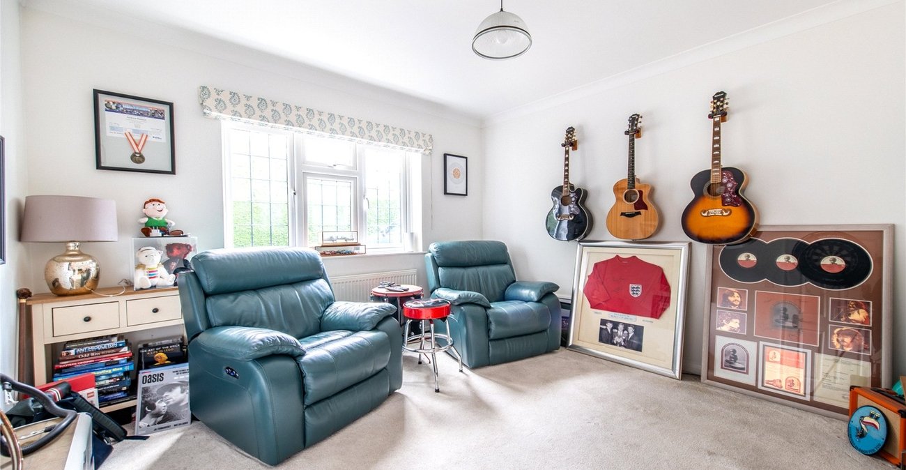 5 bedroom house for sale in Higham | Robinson Michael & Jackson