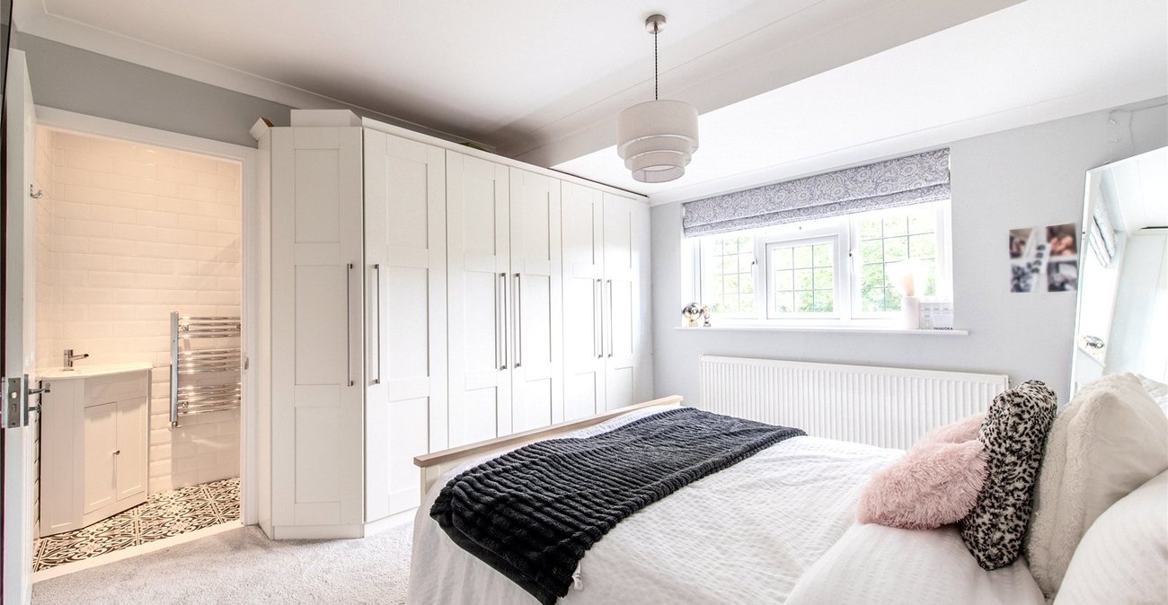 5 bedroom house for sale in Higham | Robinson Michael & Jackson