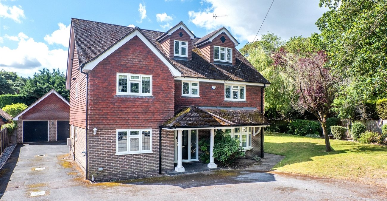 5 bedroom house for sale in Higham | Robinson Michael & Jackson