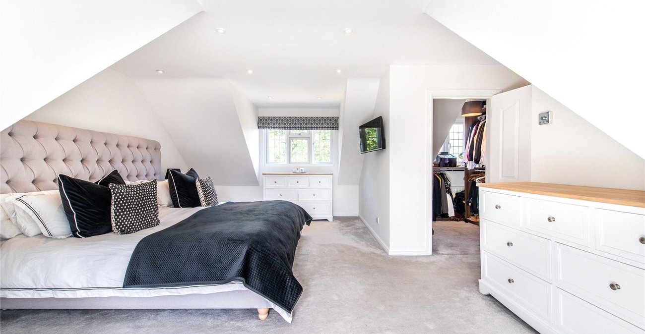 5 bedroom house for sale in Higham | Robinson Michael & Jackson
