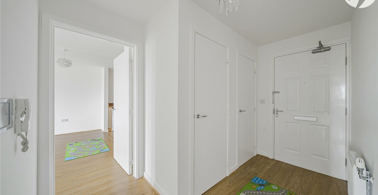 2 bedroom property for sale in Dartford | Robinson Jackson