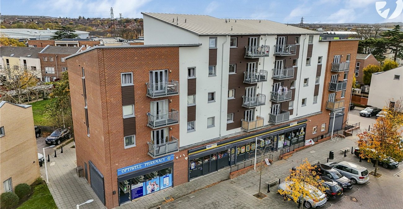 2 bedroom property for sale in Dartford | Robinson Jackson