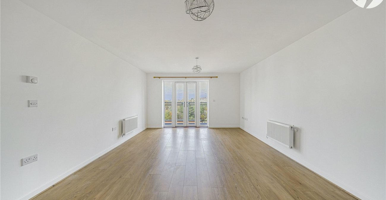 2 bedroom property for sale in Dartford | Robinson Jackson