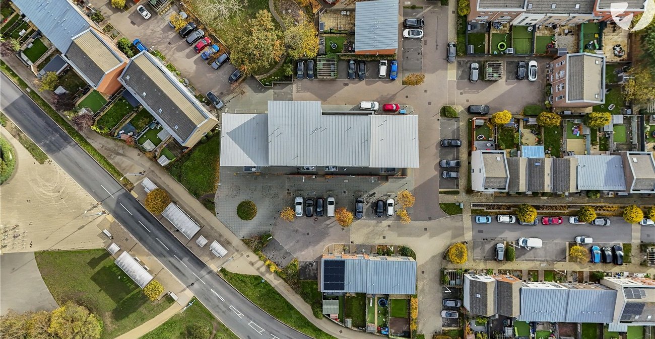 2 bedroom property for sale in Dartford | Robinson Jackson