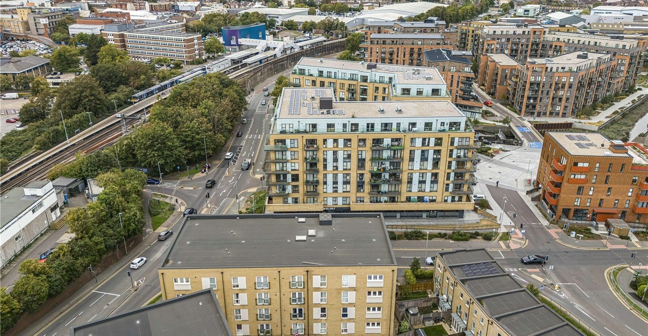 2 bedroom property for sale in Dartford | Robinson Jackson