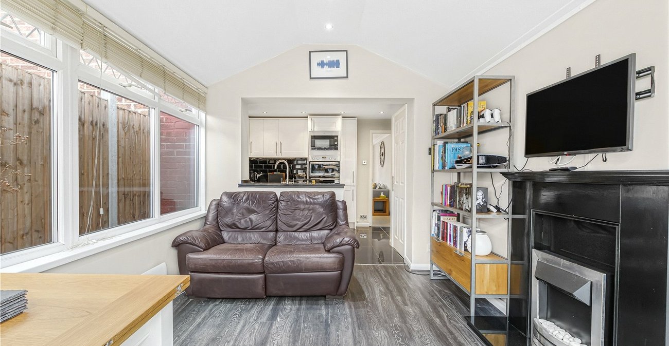 2 bedroom house for sale in Welling | Robinson Jackson