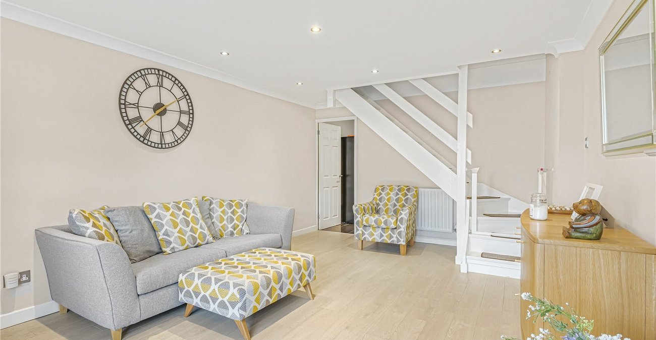 2 bedroom house for sale in Welling | Robinson Jackson