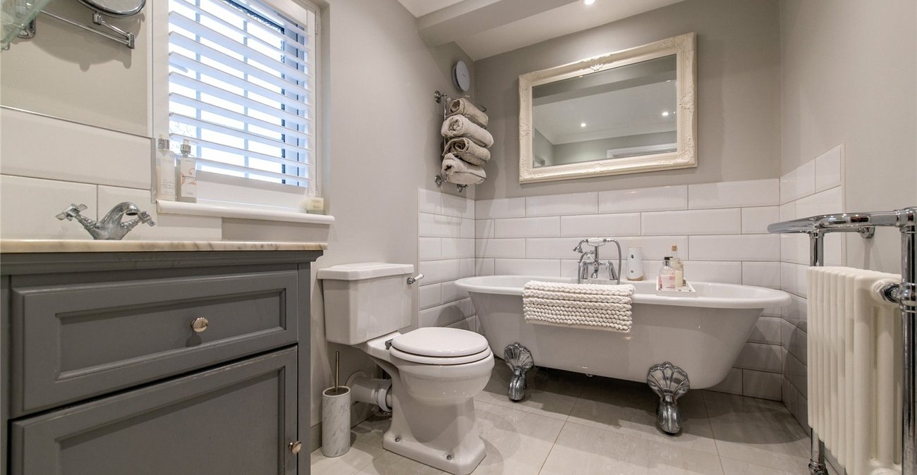 4 bedroom house for sale in Northfleet | Robinson Michael & Jackson