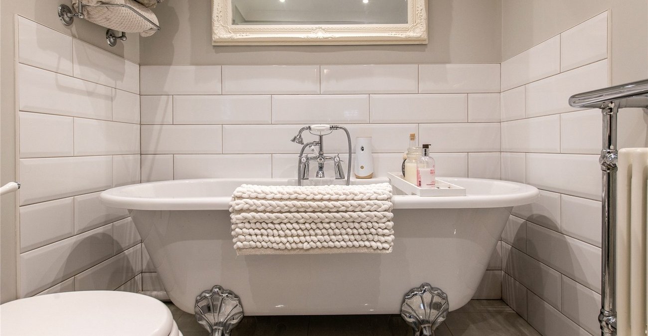 4 bedroom house for sale in Northfleet | Robinson Michael & Jackson