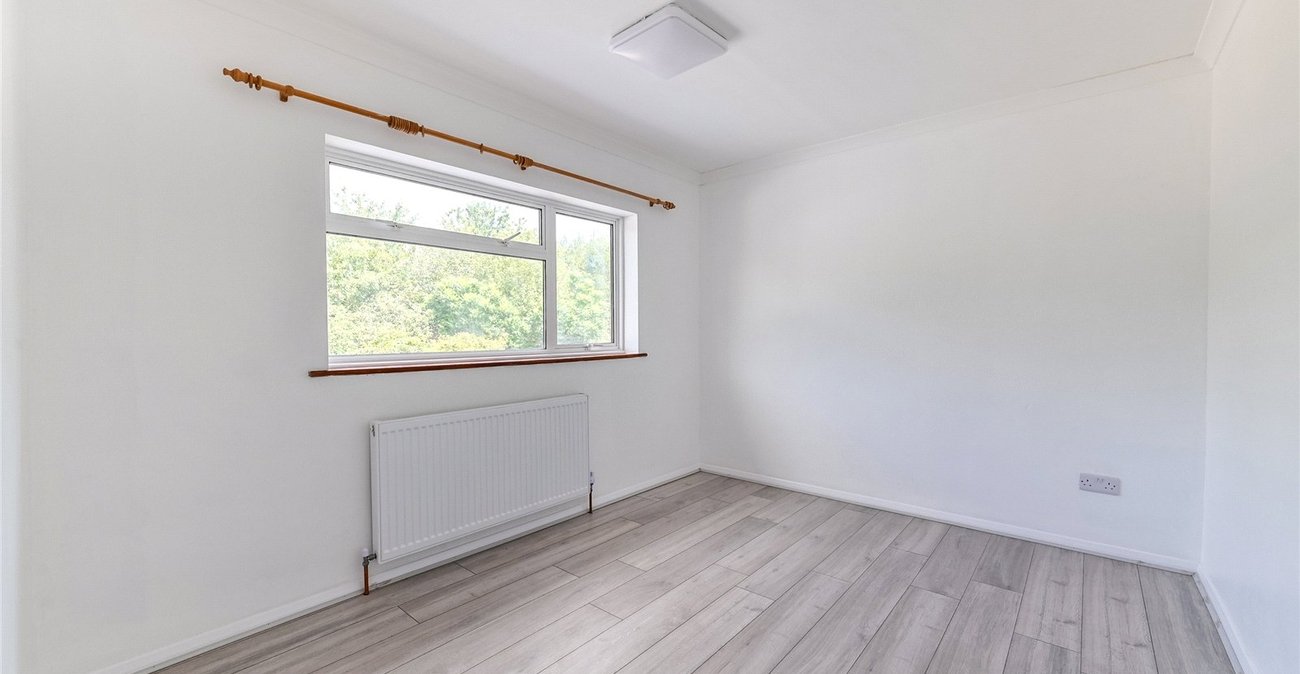 3 bedroom house for sale in Northfleet | Robinson Michael & Jackson