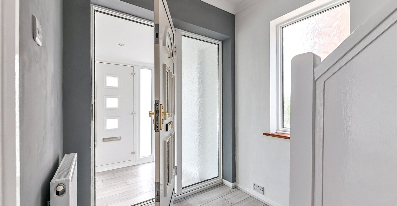 3 bedroom house for sale in Northfleet | Robinson Michael & Jackson