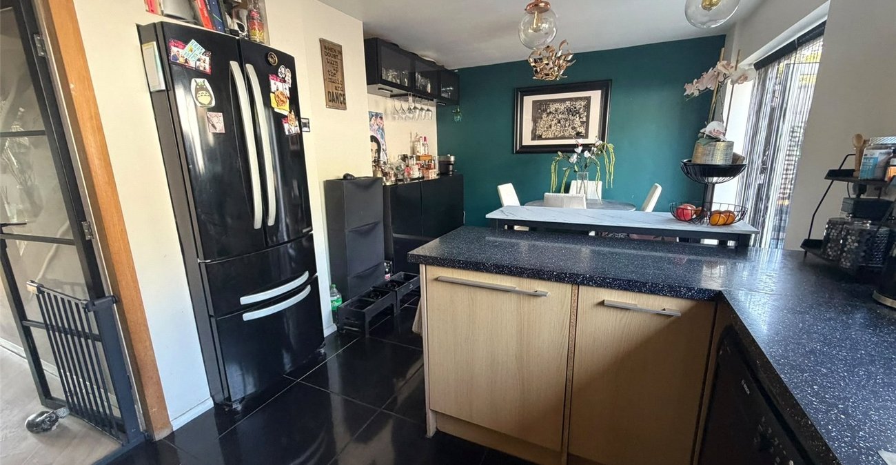3 bedroom house for sale in Northfleet | Robinson Michael & Jackson