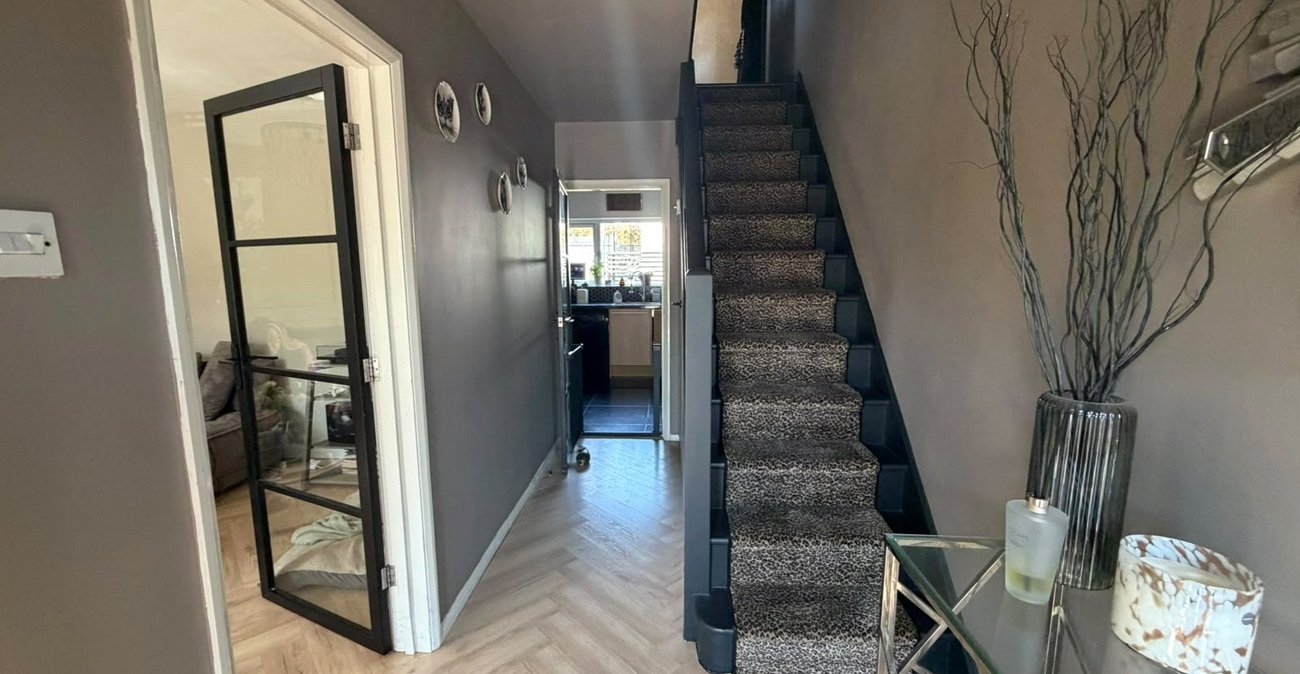 3 bedroom house for sale in Northfleet | Robinson Michael & Jackson