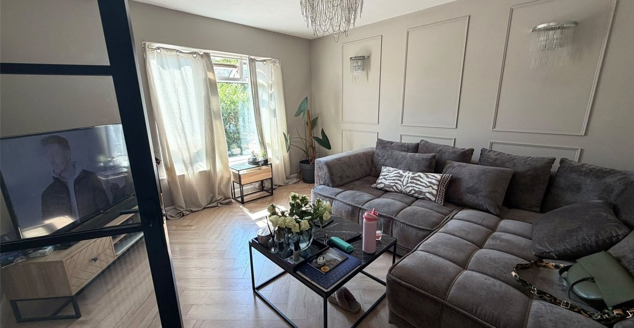 3 bedroom house for sale in Northfleet | Robinson Michael & Jackson