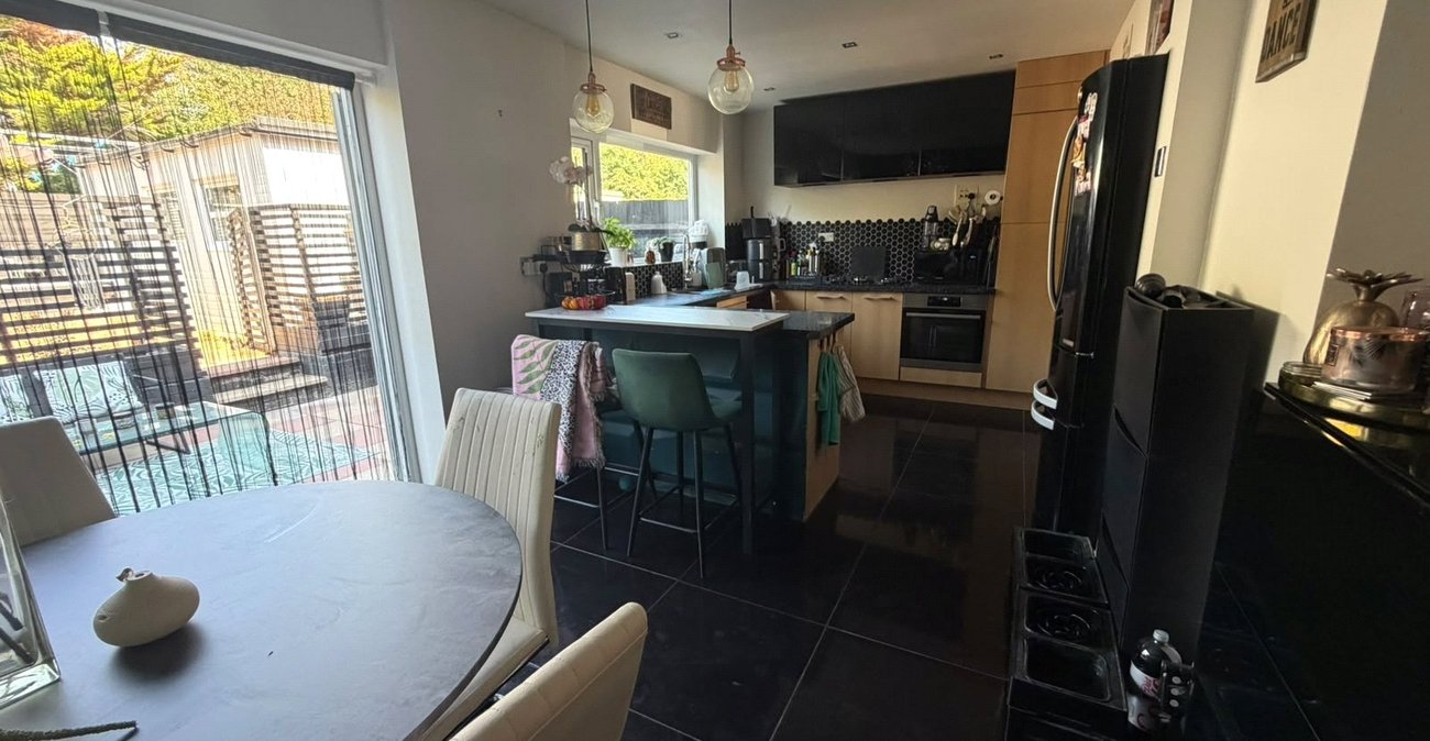 3 bedroom house for sale in Northfleet | Robinson Michael & Jackson