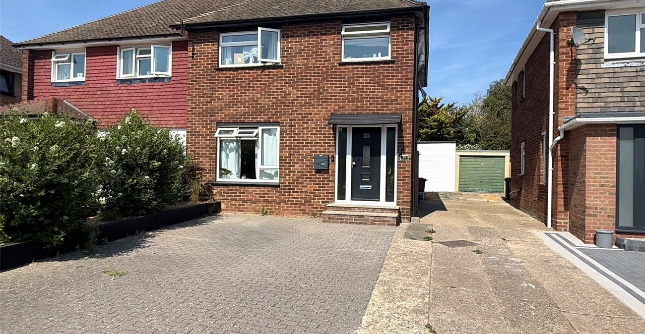 3 bedroom house for sale in Northfleet | Robinson Michael & Jackson