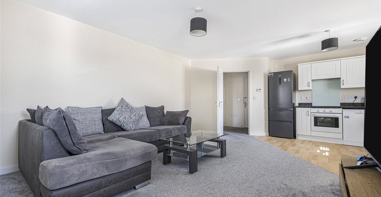 1 bedroom property for sale in Hoo | Robinson Michael & Jackson