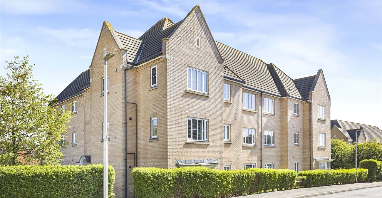 1 bedroom property for sale in Hoo | Robinson Michael & Jackson