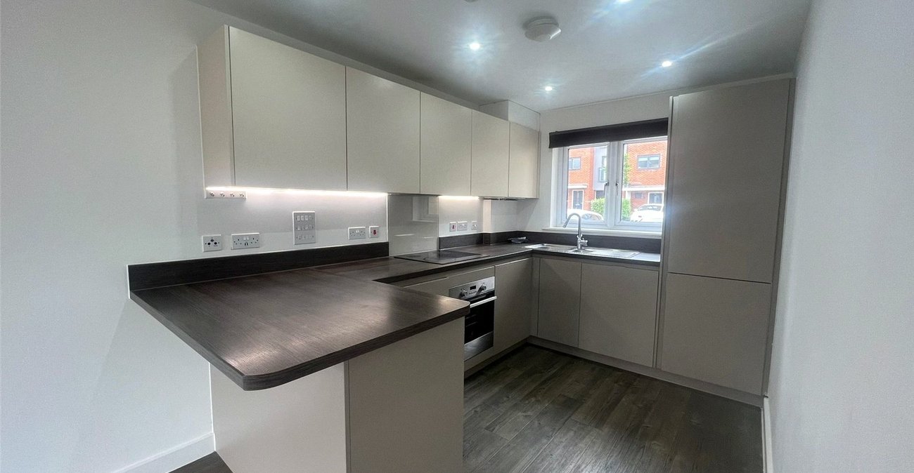 4 bedroom property for sale in Northfleet | Robinson Michael & Jackson