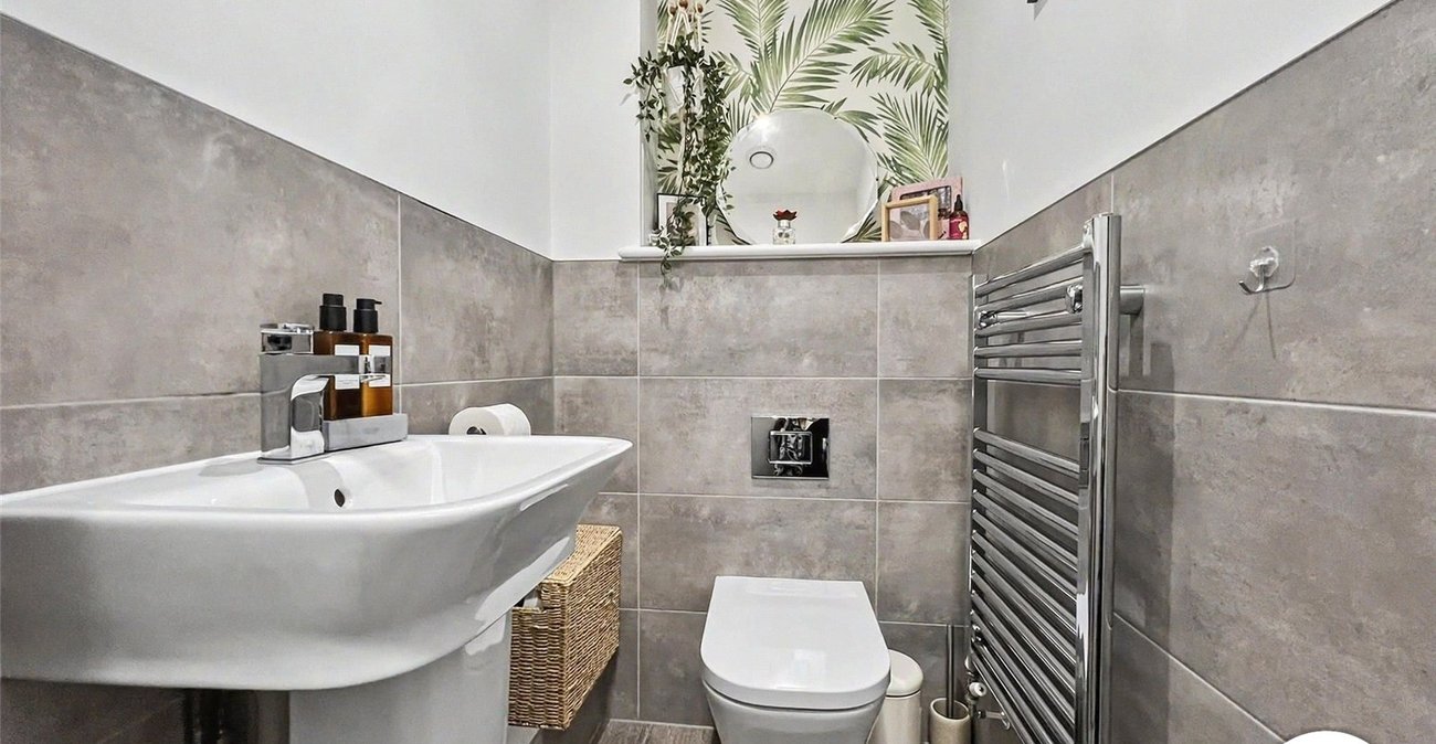 3 bedroom house for sale in Rochester | Robinson Michael & Jackson