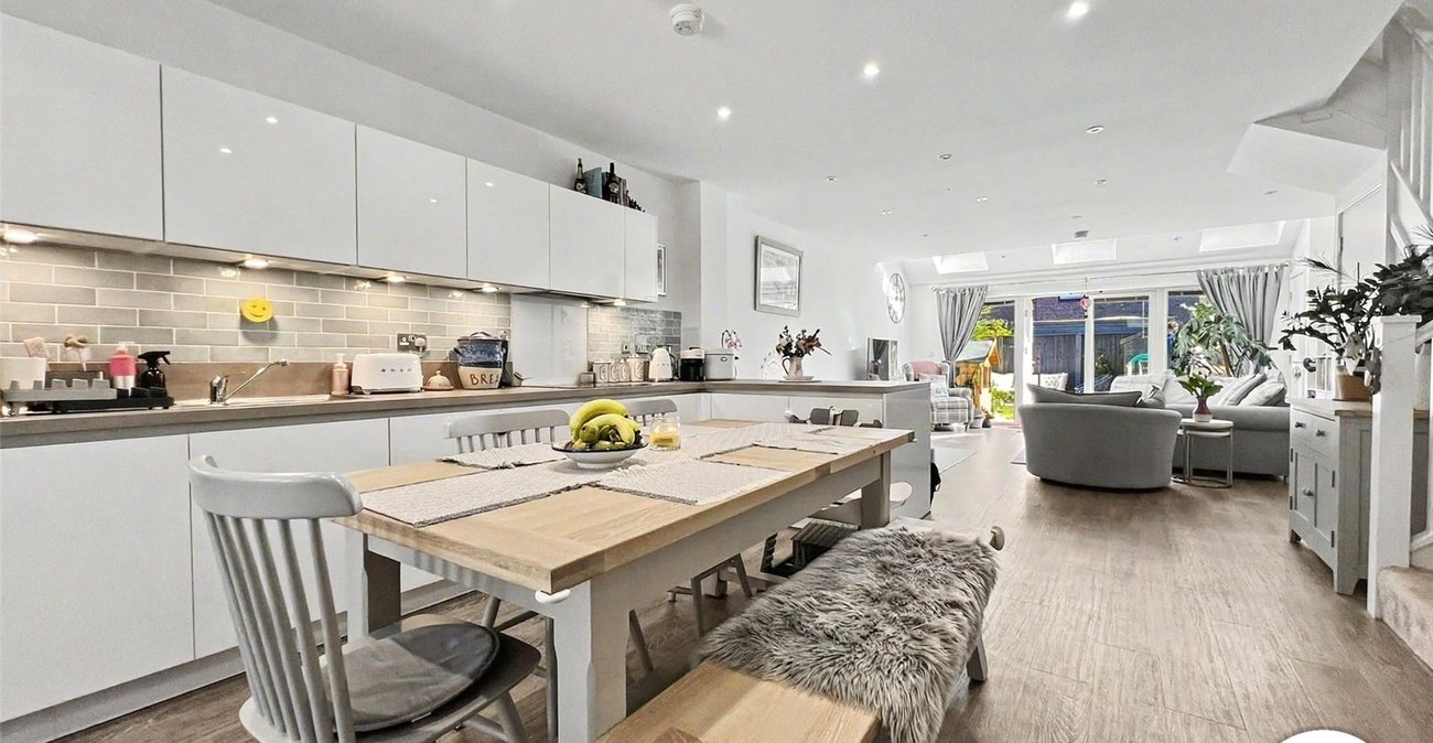 3 bedroom house for sale in Rochester | Robinson Michael & Jackson