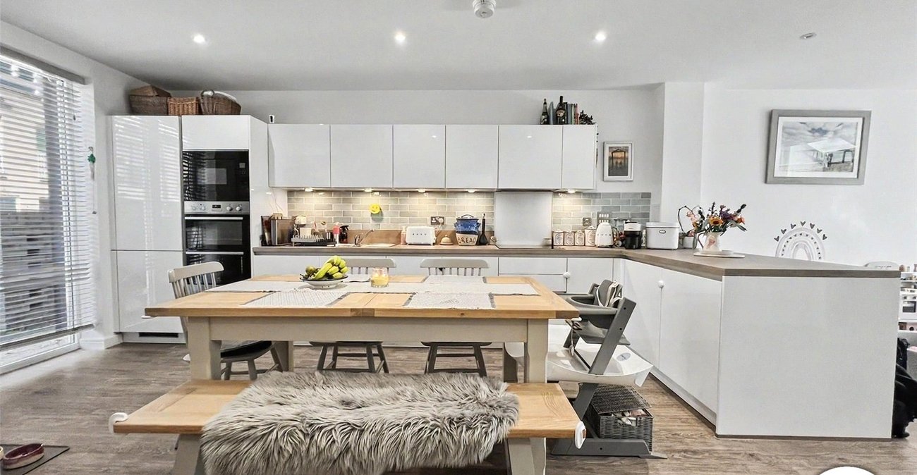 3 bedroom house for sale in Rochester | Robinson Michael & Jackson