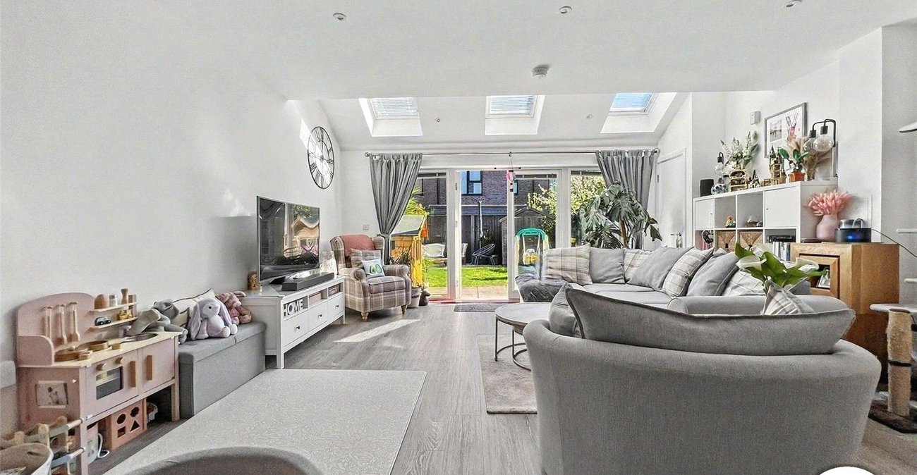 3 bedroom house for sale in Rochester | Robinson Michael & Jackson