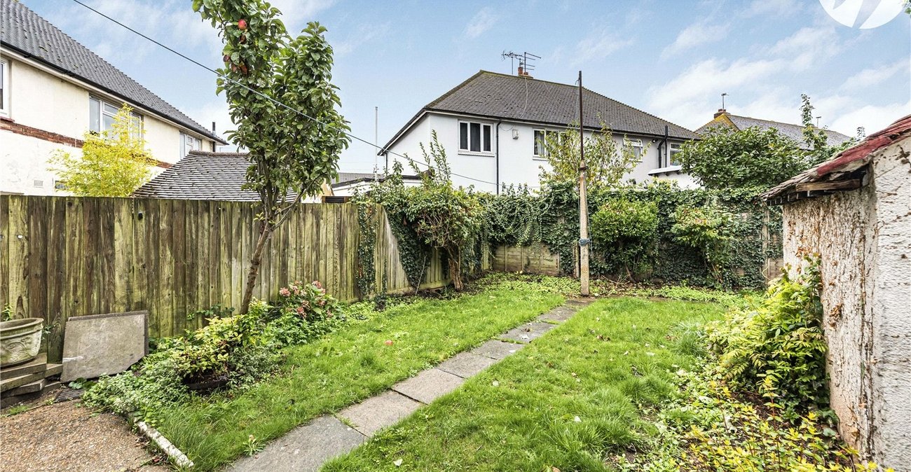 4 bedroom house for sale in Crayford | Robinson Jackson