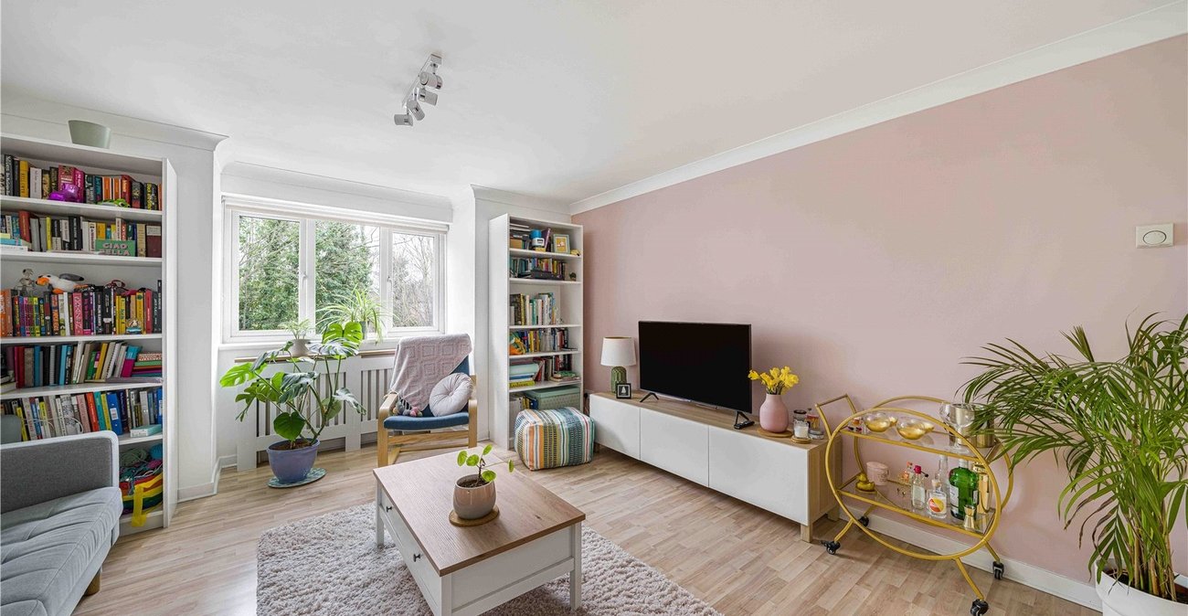 1 bedroom property for sale in Greenhithe | Robinson Jackson