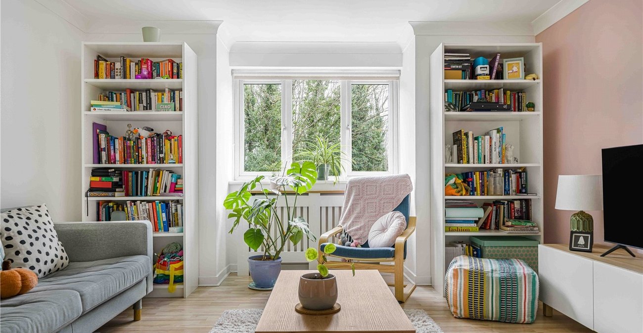 1 bedroom property for sale in Greenhithe | Robinson Jackson