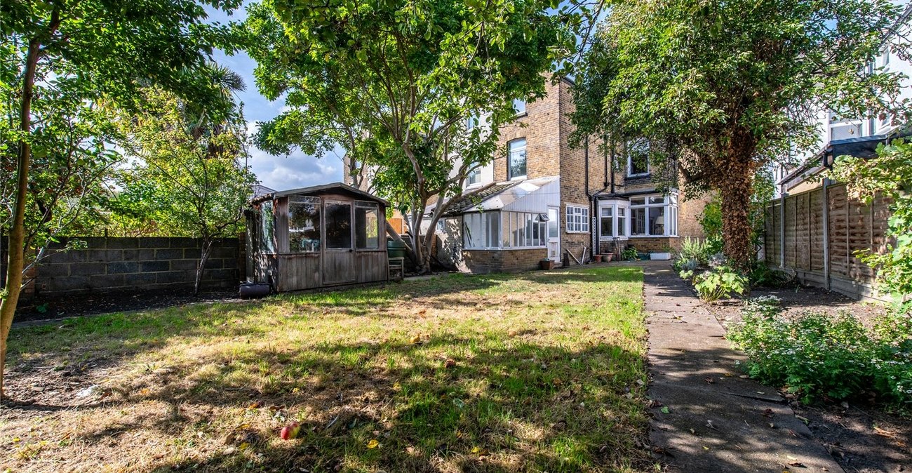 4 bedroom house for sale in Gravesend | Robinson Michael & Jackson