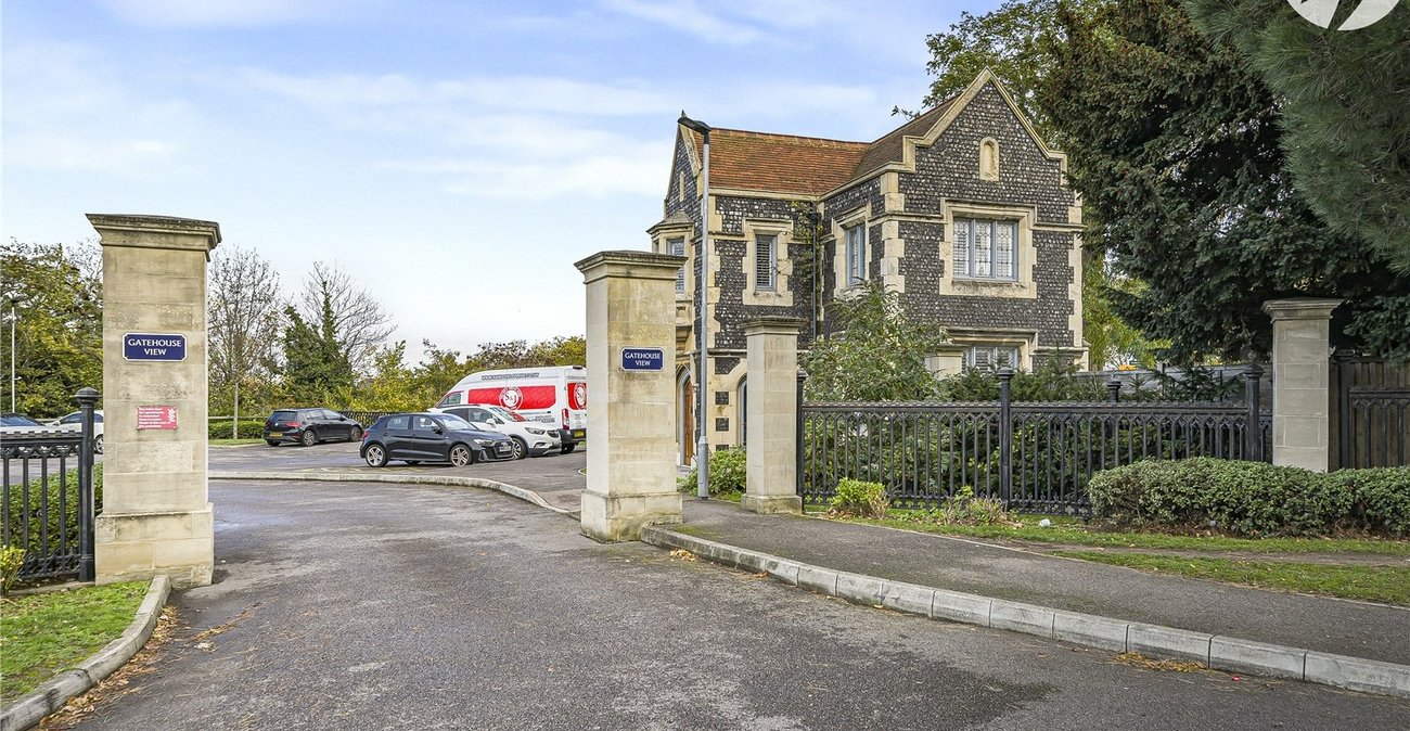 3 bedroom house for sale in Greenhithe | Robinson Jackson