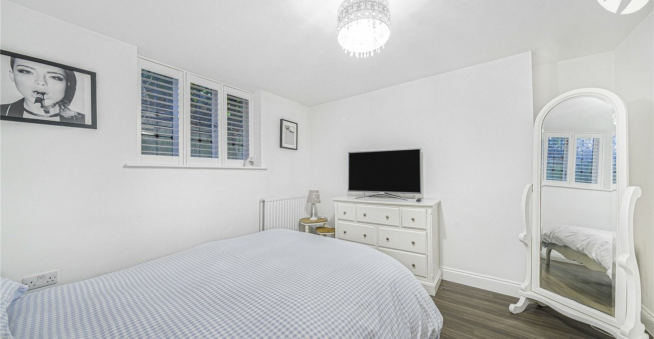 3 bedroom house for sale in Greenhithe | Robinson Jackson