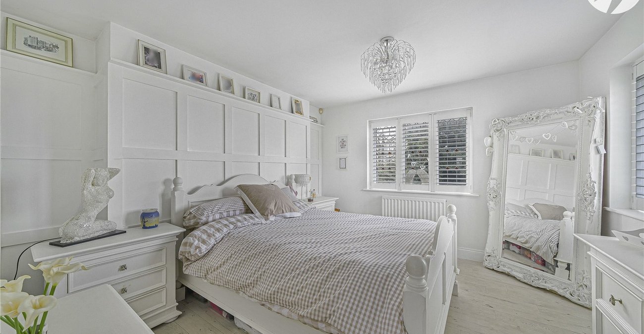 3 bedroom house for sale in Greenhithe | Robinson Jackson