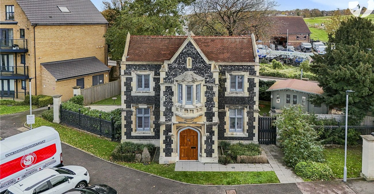 3 bedroom house for sale in Greenhithe | Robinson Jackson