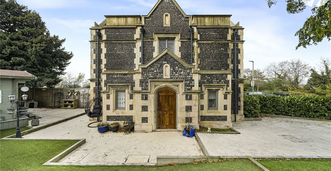 3 bedroom house for sale in Greenhithe | Robinson Jackson