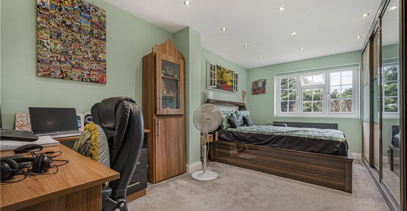 4 bedroom house for sale in Orpington | Robinson Jackson