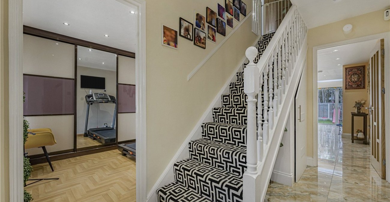 4 bedroom house for sale in Orpington | Robinson Jackson